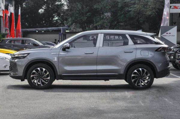 新車｜2022款北京X7正式上市，取消手動擋，將支援華為HiCar