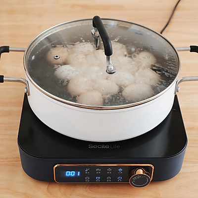 早晨來一碗茶葉蛋，大人小孩都愛吃