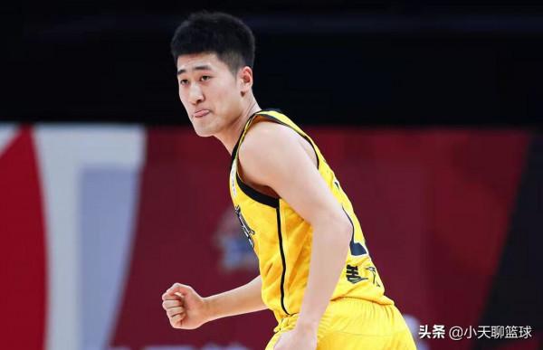 四人上雙，吉林險勝深圳！王晗稱讚瓊斯表現，邱彪賽後一臉無奈