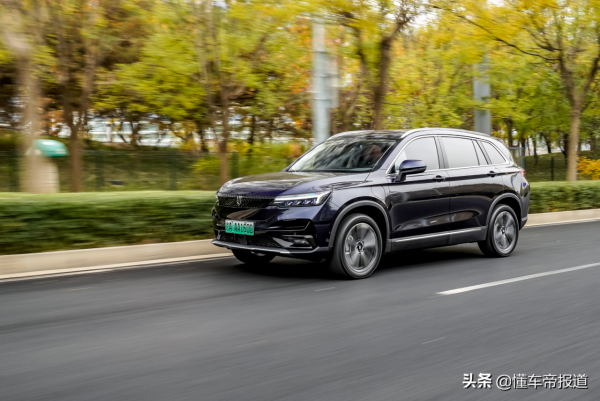 試駕 | 綜合續航520公里,空間是亮點,競爭威馬W6!試創維汽車EV6 試駕 | 綜合續航520公里,空間是亮點,競爭威馬W6!試創維汽車EV6