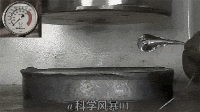 撞碎子彈，比鑽石還硬的玻璃，能承受20噸壓力的“魯伯特之淚”