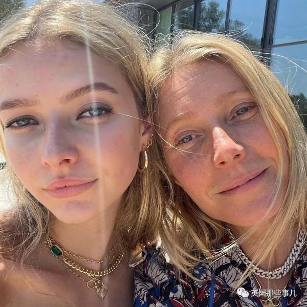 一波贏了基因彩票的星二代，完美的遺傳了父母的美貌