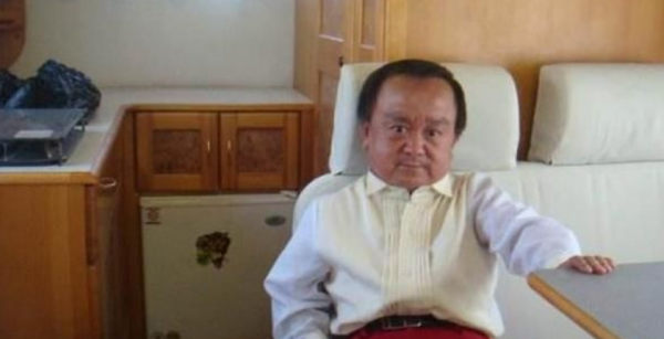 “特型演員”張伸的毀滅史，他的故事好無奈