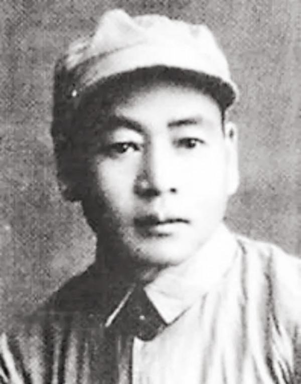 1967年過後，有兩大軍區降為省級軍區，司令員都換成了誰？