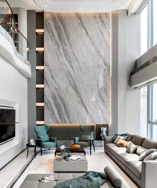 經典&OpenCurlyDoubleQuote;挑高&rdquo;客廳背景設計