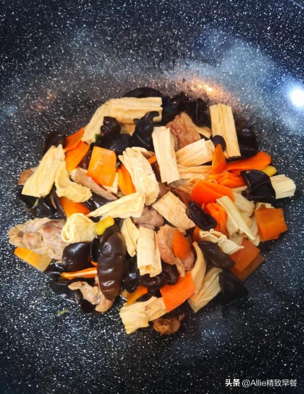 吃對主食輕鬆瘦，搭配腐竹、綠蔬，每天早餐不重樣，美味又飽腹