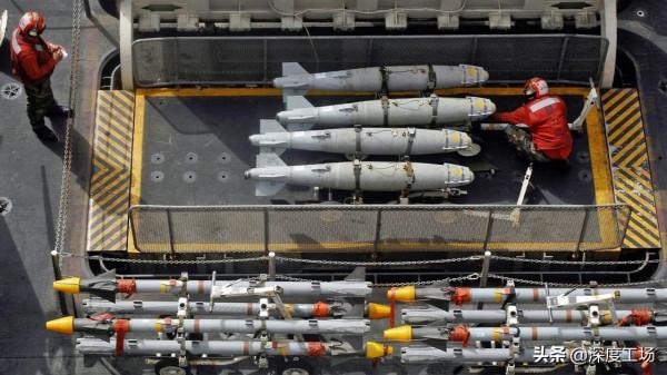 衛星發現100個營俄軍準備進攻!美軍僅6500枚導彈:不夠摧毀俄軍 衛星發現100個營俄軍準備進攻!美軍僅6500枚導彈:不夠摧毀俄軍