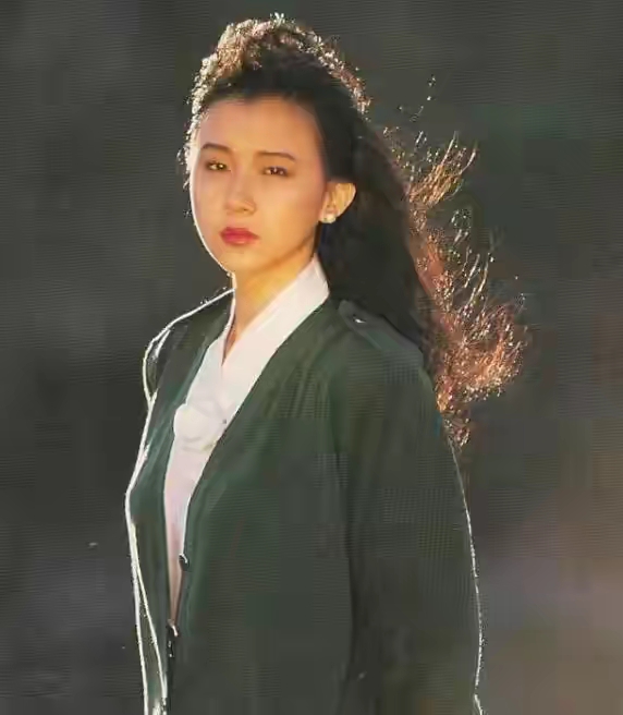 10個被時光遺忘的“瓊女郎”，個個我見猶憐，最大的已經77歲