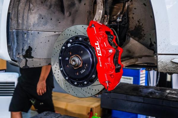 剎車卡鉗,奧迪A4B9改裝TEI Racing剎車套裝,前P60NS六活塞卡鉗 剎車卡鉗,奧迪A4B9改裝TEI Racing剎車套裝,前P60NS六活塞卡鉗