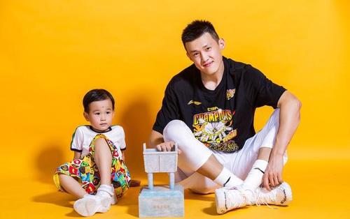 廣東男籃全運會首場比賽面對山東隊,會派出怎樣的首發陣容呢? 廣東男籃全運會首場比賽面對山東隊,會派出怎樣的首發陣容呢?