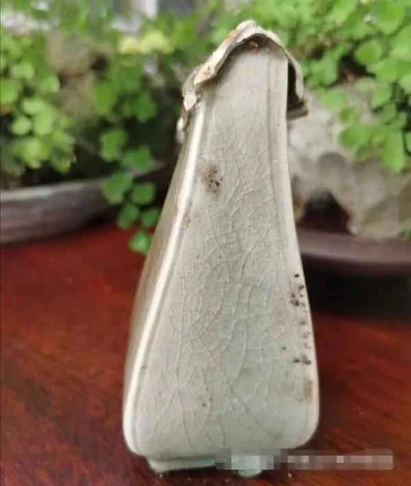 南宋瓷器,龍泉窯四方瓶,標本 南宋瓷器,龍泉窯四方瓶,標本