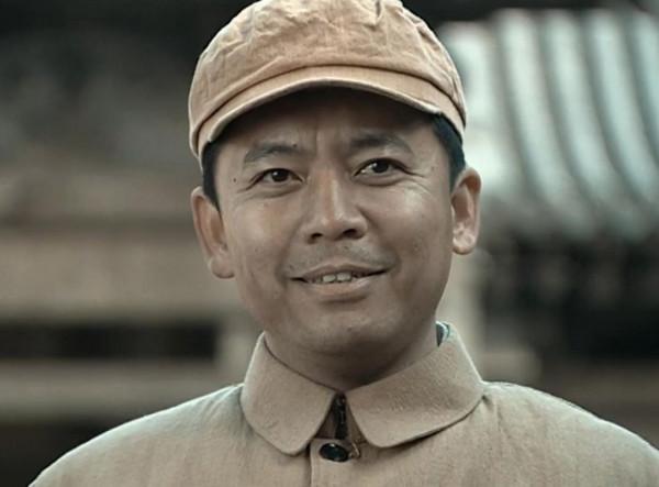 政委究竟是個什麼職務？兵團司令員和兵團政委，哪一個權力更大