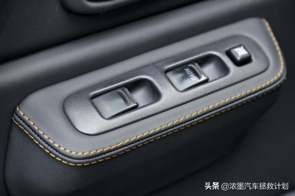 「可愛小車」整備一臺袖珍小車鈴木吉姆尼，有型才能釋放你的個性