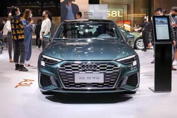 2022款奧迪A3閃亮登場，外觀更加的時尚，配置最佳化