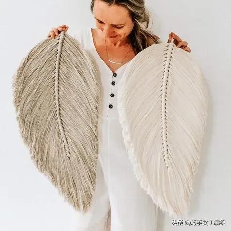 用剩餘的棉繩編了幾片葉子，組合起來簡直美翻了，鄰居都要學起來