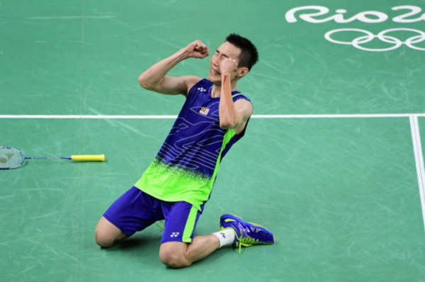 李宗偉：36歲患癌，電療33次喉嚨全爛，和老婆整天以淚洗面