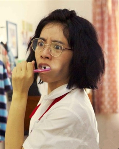 拉不下臉就不要演丑角了，7位女星告訴你，什麼叫扮醜不做作