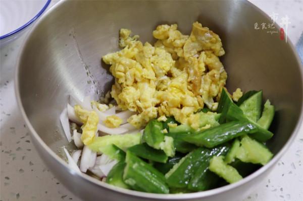 這涼拌菜，冬天吃太適合了，3樣食材拌一拌，開胃爽口，暖身驅寒