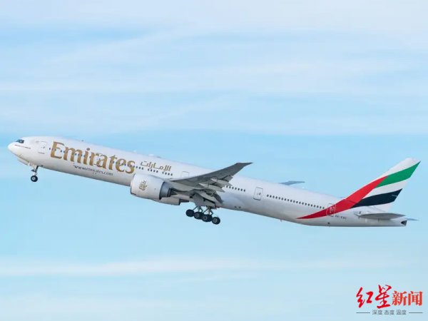 多名前空姐指控阿聯酋航空：外貌管理太鐵血，“體重警察”連產婦都不放過