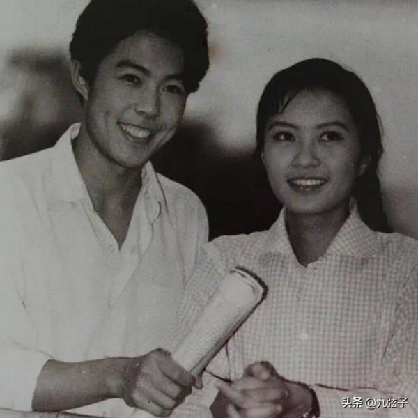 為小10歲屠洪剛和前夫離婚，晚年孤獨的方舒，她有沒有後悔過？