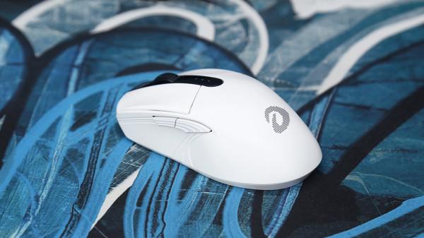 達爾優A900輕量化無線遊戲滑鼠評測：手感出眾，強勁效能