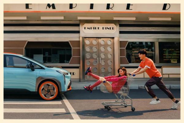 彈匣電池第一車潮酷亮相!