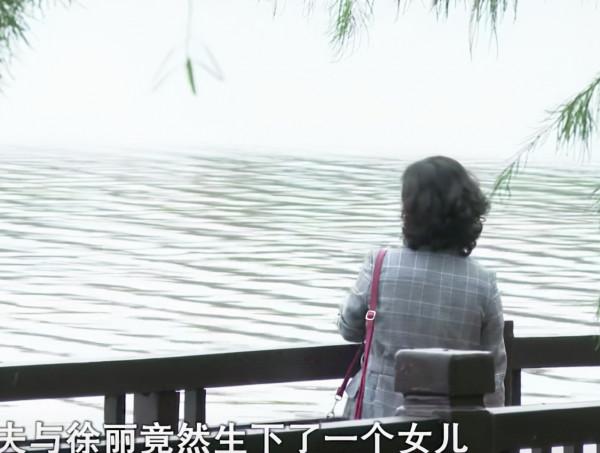 丈夫名下有一個女兒，妻子卻不知情，400平豪宅裡的女人到底是誰