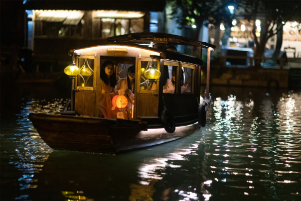 月圓橋邊夜,烏鎮重現1300年中秋全景圖 | 烏鎮·旅訊 月圓橋邊夜,烏鎮重現1300年中秋全景圖 | 烏鎮·旅訊