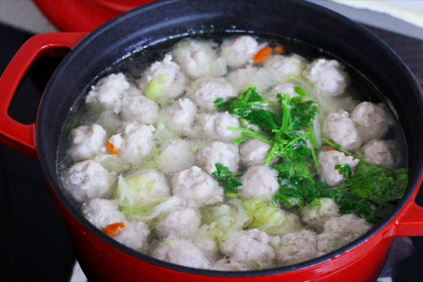 除夕夜別管多忙，記得做這4道菜，寓意團圓幸福，端上桌倍有面