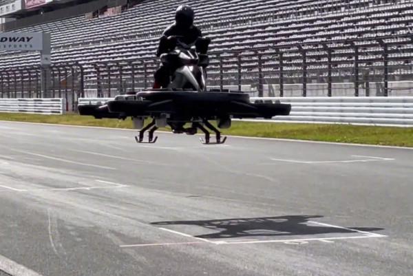 空中飛行時代開啟？日本435萬飛行摩托震撼開賣，陸軍用上怎麼樣