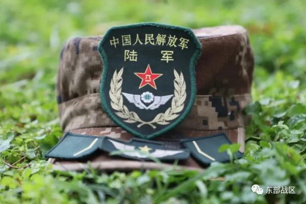 新兵下連，“鐵骨硬旅”的迎新儀式很溫暖