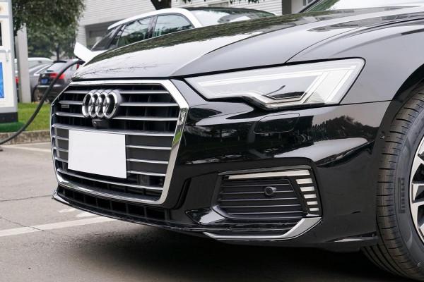 這車油耗僅2.1L，不限行無購置稅，帶你看奧迪A6L新能源