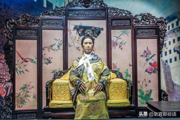 慈禧的生活究竟有多奢靡!襪子一年就得花1萬多兩 慈禧的生活究竟有多奢靡!襪子一年就得花1萬多兩