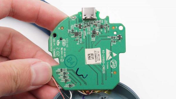 JBL LIVE660NC頭戴式降噪耳機拆解報告：恆玄BES2300YP藍芽音訊SoC