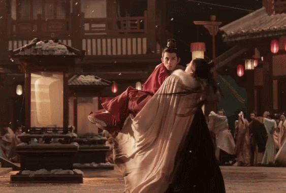 《星漢燦爛》殺青特輯，吳磊被打、露思落水，導演：就愛看這種戲