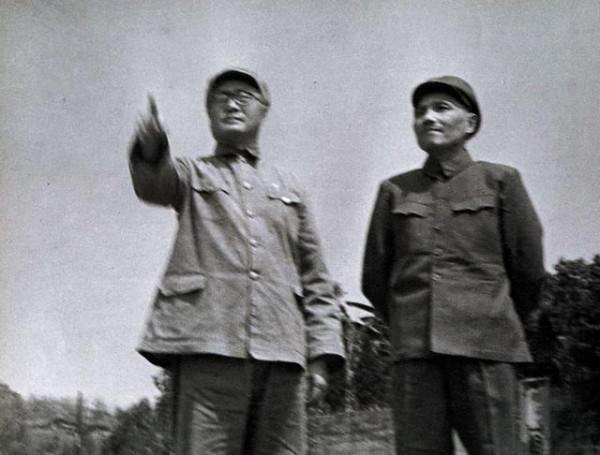 特殊時期，劉伯承每天早飯後檢查兒子背書，劉蒙感嘆：晨關難過呀