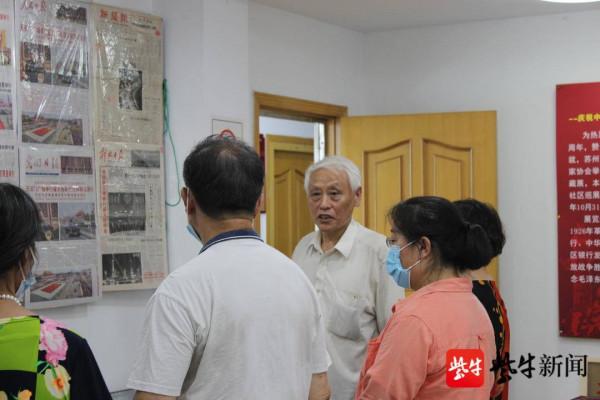 看藏品、憶黨史,民間收藏館裡尋找紅色記憶 看藏品、憶黨史,民間收藏館裡尋找紅色記憶