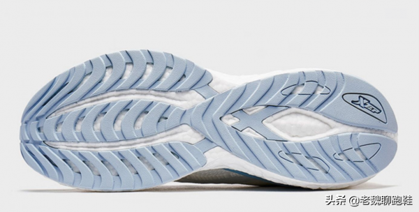百元售價千元腳感！這3款國產跑鞋揭開了阿迪耐克的“遮羞布”