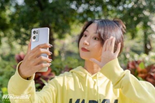 OPPO Reno7 Pro竟征服數位小姐姐 快看看咋回事