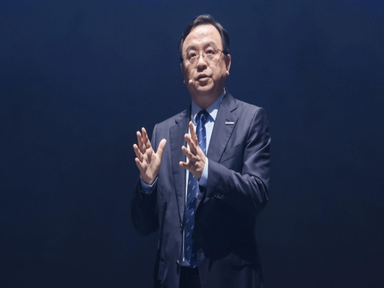 銷量上漲231%創紀錄，王傳福加速擴大產能，卻被李一男搶先一步