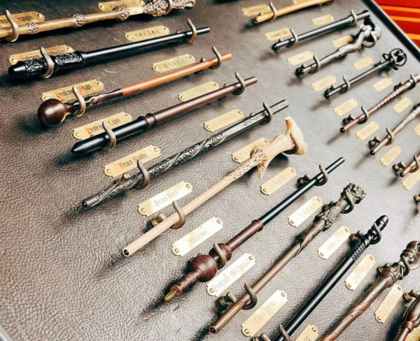 哈迷回家,羅姨數錢:一筆價值322億美元的魔法生意 哈迷回家,羅姨數錢:一筆價值322億美元的魔法生意