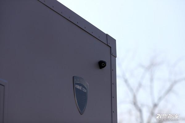 實力比肩進口MAN，實拍國內重卡傑出代表之羅曼威爾德越野房車