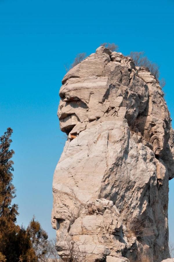 再探通明山，尋找傳說中的天然石像，這次發現更多石像，太神奇了