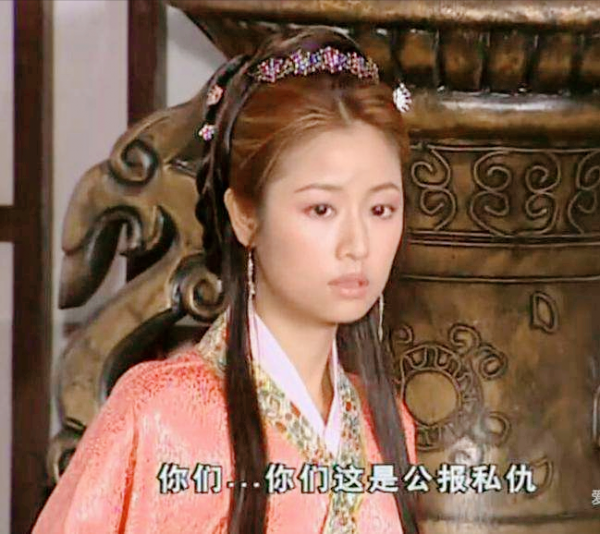 以為她們是主角，沒想到卻拿了配角的劇本，這7個角色讓人意難平