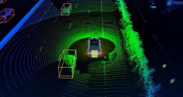 往車的中控裡塞這麼多功能，極狐到底在圖啥？