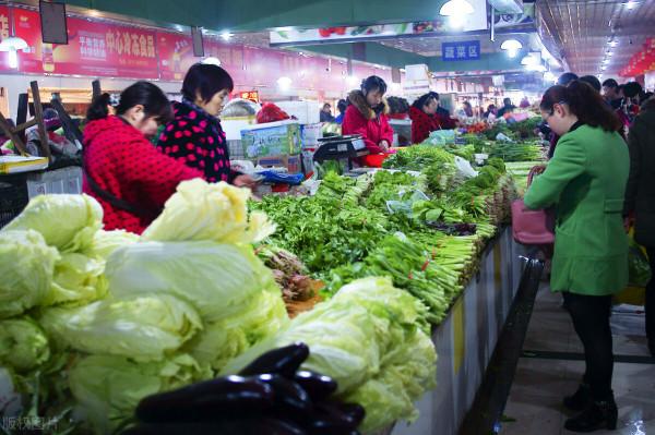 2022年，普通人將要面臨這幾個趨勢，4大忠告來了，做好心理準備