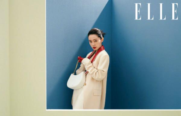 張小斐職場造型太開掛！穿西裝演繹女總裁範，整個人氣場變化太大