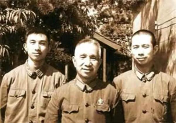 孟良崮戰役紀念地上,紀念張靈甫之風盛行,粟戎生專門寫信怒斥 孟良崮戰役紀念地上,紀念張靈甫之風盛行,粟戎生專門寫信怒斥