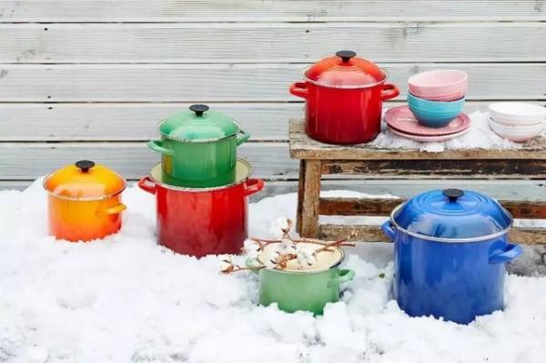 憑啥琺琅鍋賣上千塊?幾十的砂鍋不香? 憑啥琺琅鍋賣上千塊?幾十的砂鍋不香?