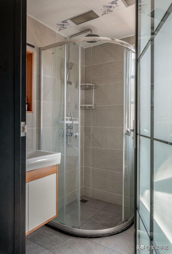 她家不豪華，可一進門就把我迷住，全屋溫馨治癒太美了